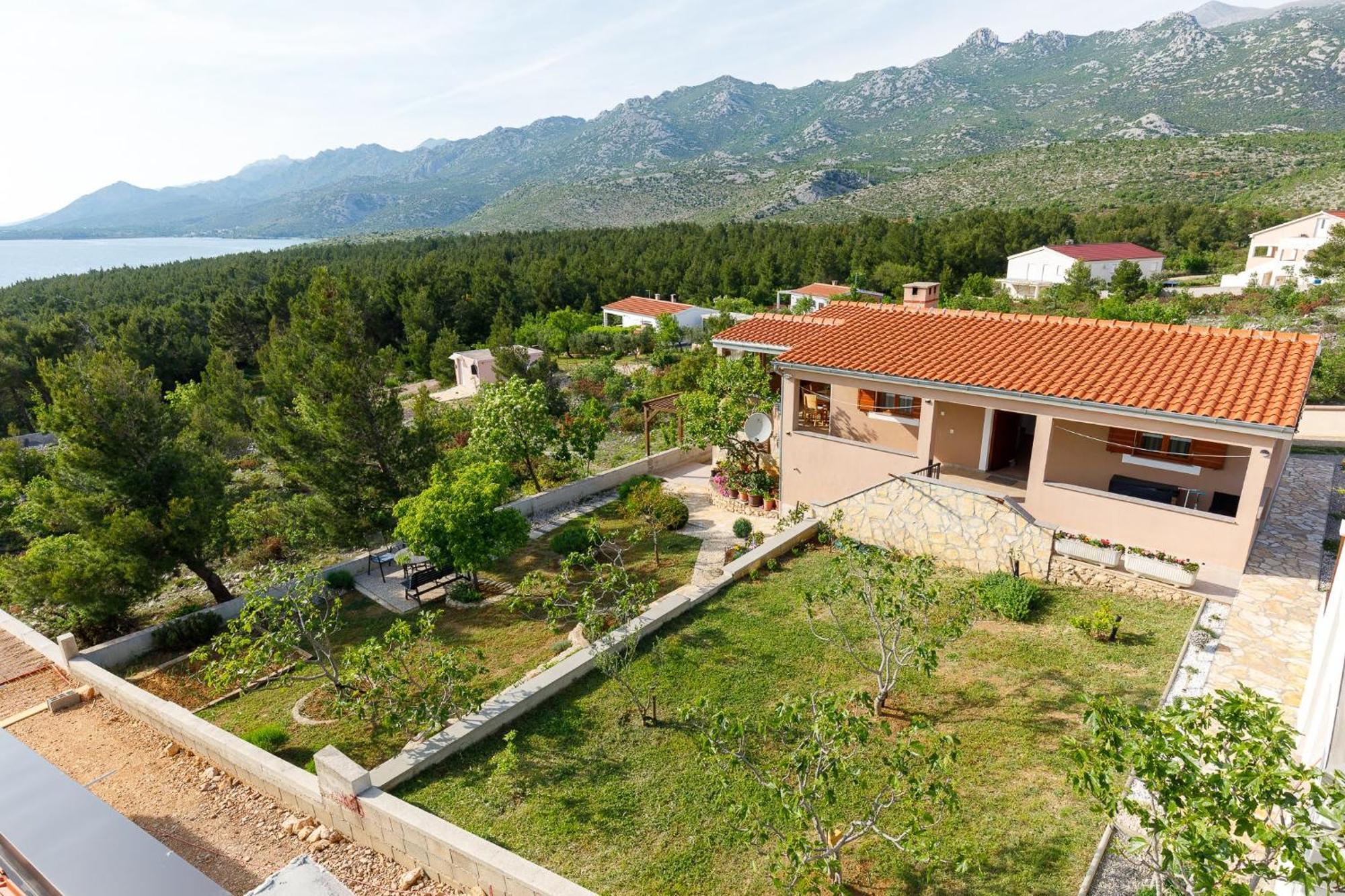 Boreas Jasenice  Exterior photo